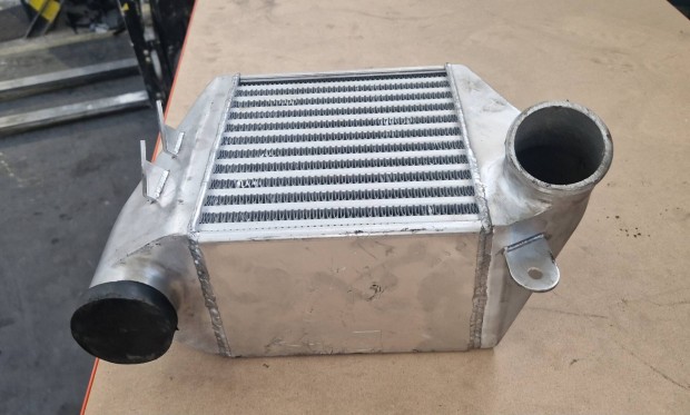 Oversized Intercooler _ 1.8T 20V / 1.9Tdi keresztmotor VAG