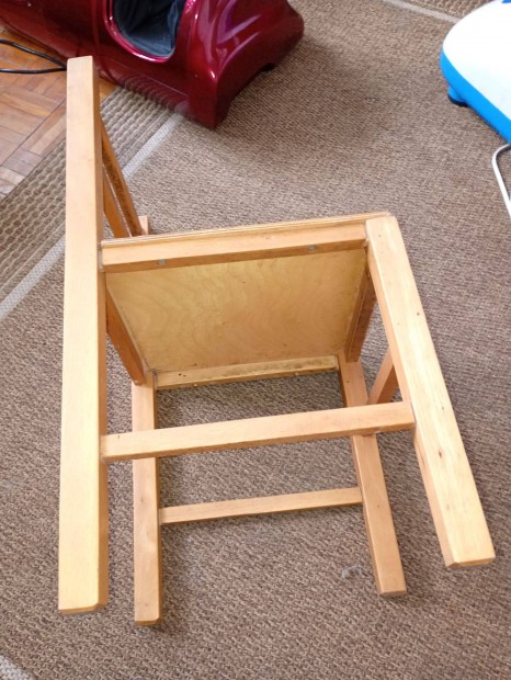 Ovodai gyerek kis sz�k elad� 1db 5000ft �buda