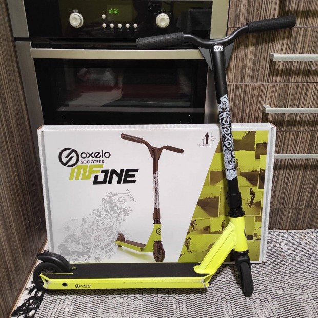 Oxelo MF One freestyle roller