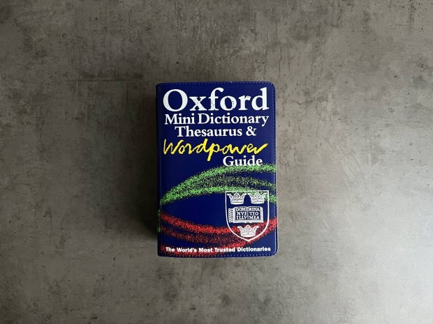 Oxford Mini Dictionary Thesaurus Wordpower Guide