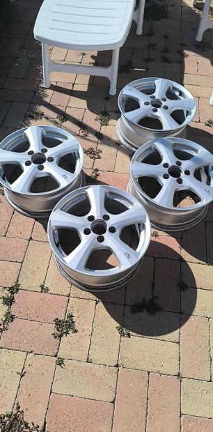 Oz MSW alufelni 7x16 5x112 Passat 