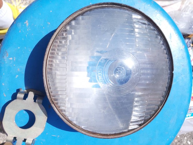 PAL Csehszlovk Skoda fnyszr bett ingyen