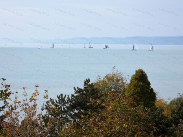 PANORMS TELEK SAJT VZPARTTAL BALATONAKARATTYN!