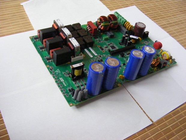 PCB alaplap j, komplett ,Solaredge j ron(j!)