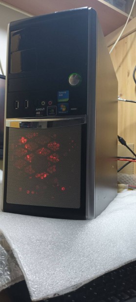 PC/AMD,Fm2+/A8-5600K with Radeon /8Gb ram/500Gb HDD/Windows 11 pro