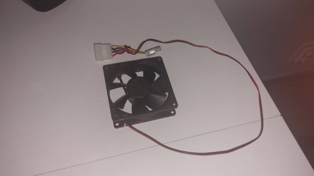 PC Cooler Master ventil�tor (8cm)