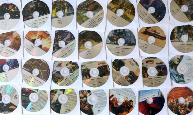 PC Guru magazin DVD- és CD mellékletei 2000/03-tól 2004/11-ig