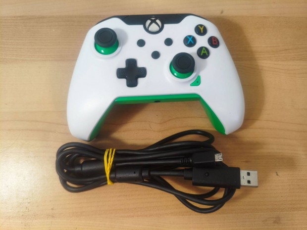 PDP Wired Xbox Series XS Xbox One, PC Neon White Vezetékes kontroller