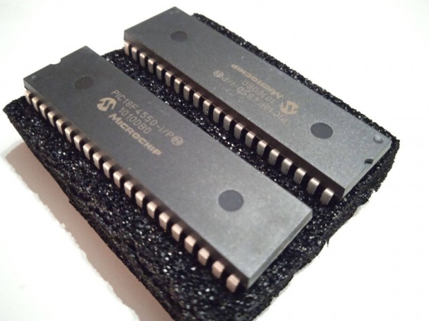 PIC18F4550 I/P mikrokontroller; 32kB; 48MHz; 25,5VDC; THT; DIP40