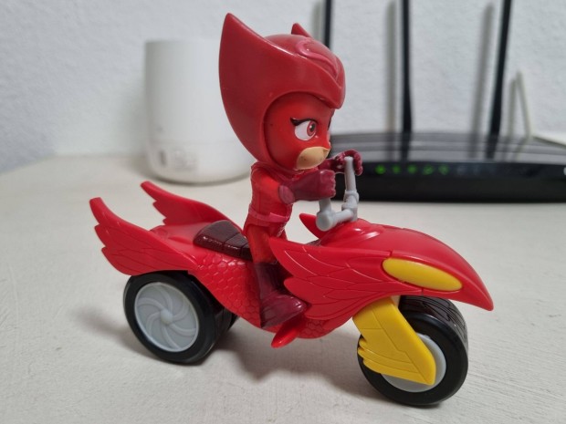 PJ Masks Super Moon Adventures Owlette Moon Rover