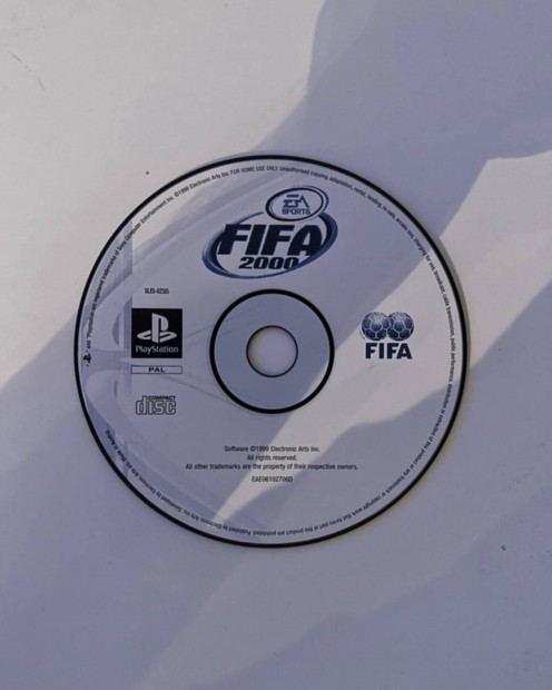 PS1 FIFA 2000