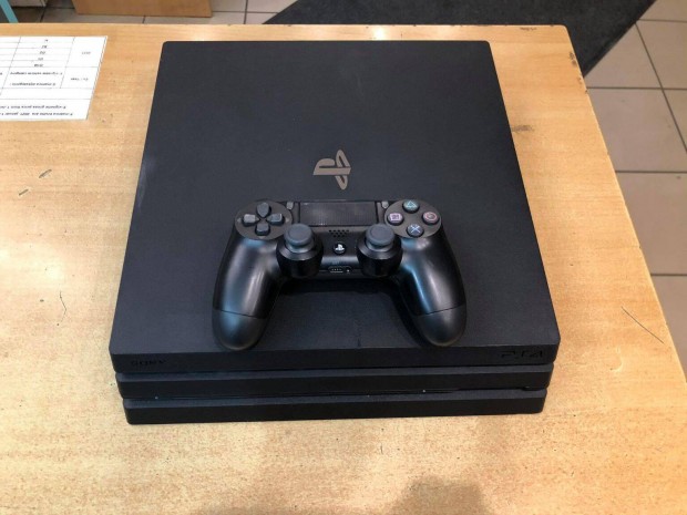 PS4 Pro 1TB (Hasznlt)