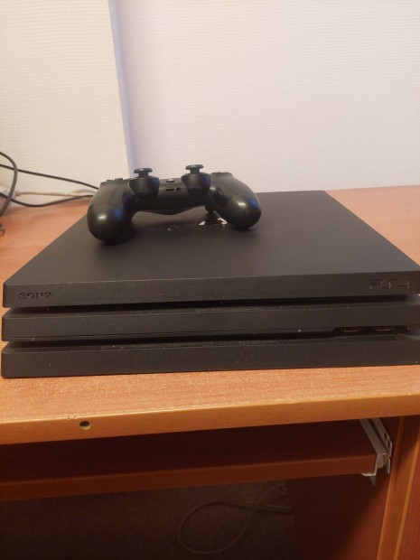 PS4 Pro 1TB jtkkonzol