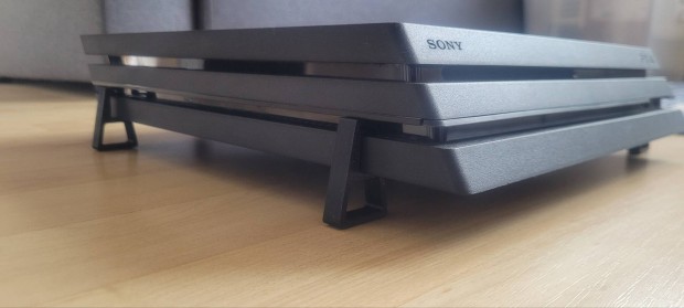 PS4 Pro, 1Tb ssd, 2db kontroller, dual charger