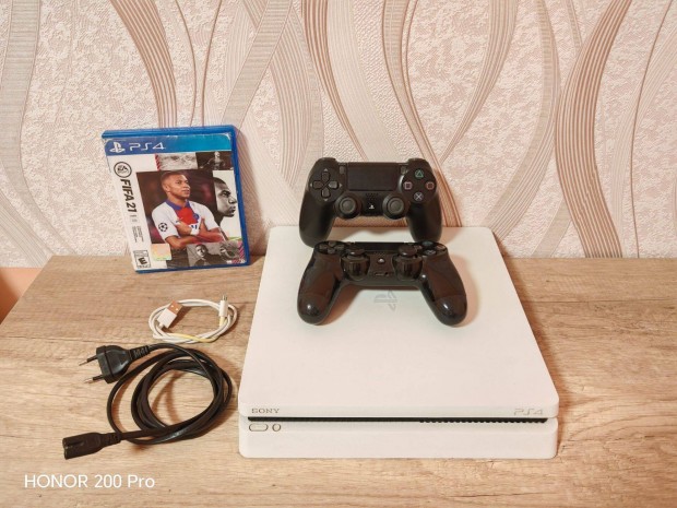 PS4 Slim 500GB Ritka fehr sznben, j llapotban, 2-kontrollerel!