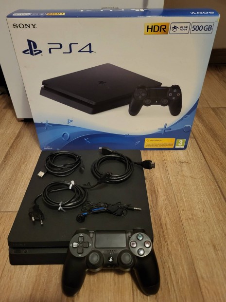 PS4 Slim (500 GB)