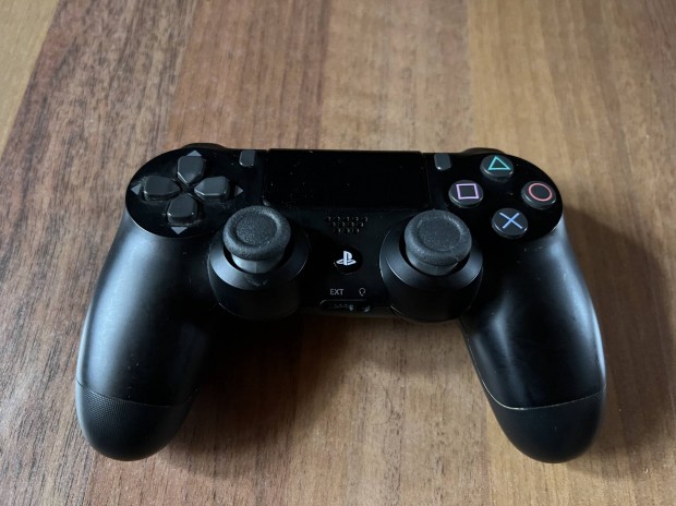 PS4 V2 kontroller