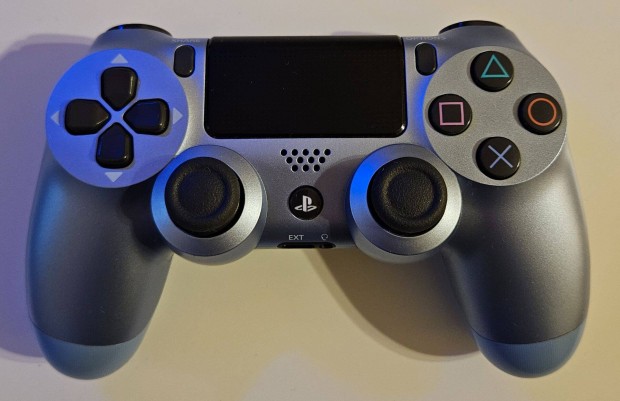 PS4 V2 kontroller - Titanium Blue