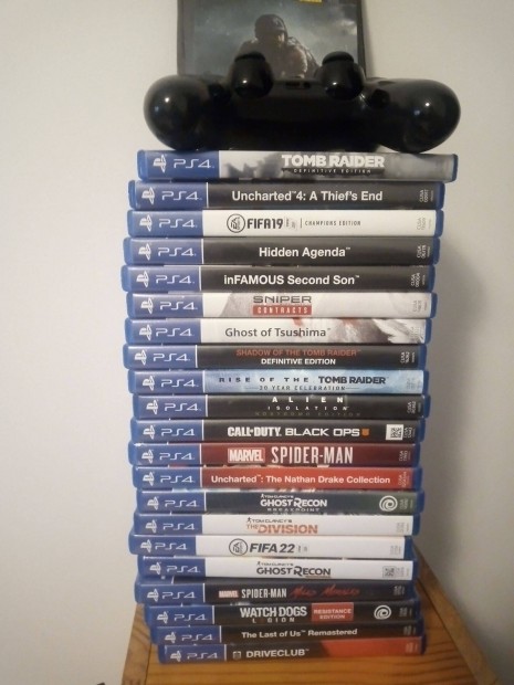 PS4 csomag kontrollerekkel