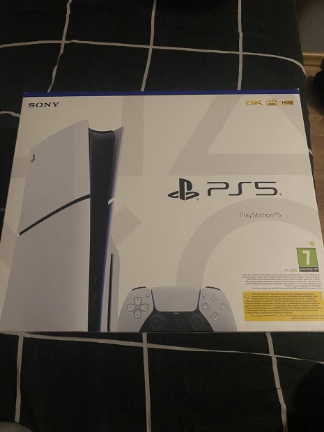 PS5 Slim,2db kontrollerrel,jtkokkal