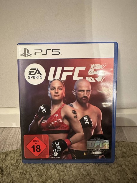 PS5 UFC 5 (EA Sports)