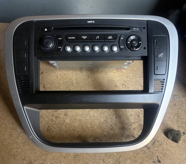 PSA Citroen Peugeot MP3 fejegysg
