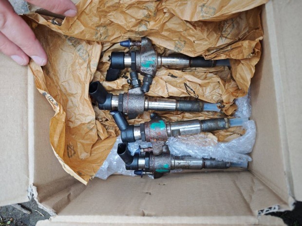 PSA / Ford 1.6HDI/TDCI porlaszt�cs�cs - 2+2db /9802448680/A2C59513556