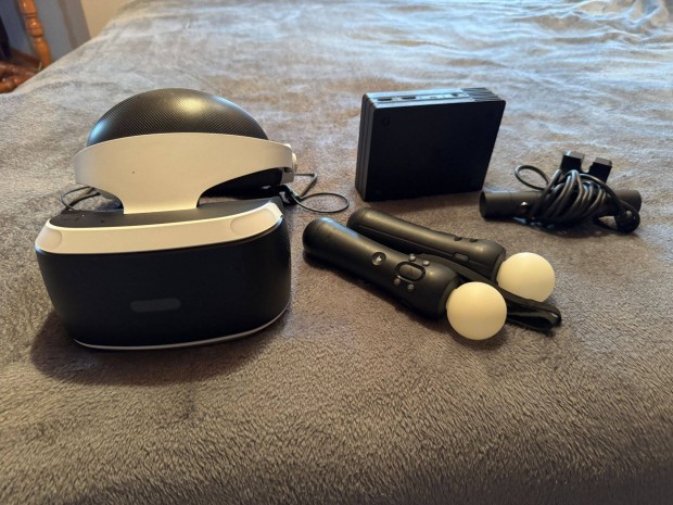 PS VR Headset + kamera + 2 db move kontroller