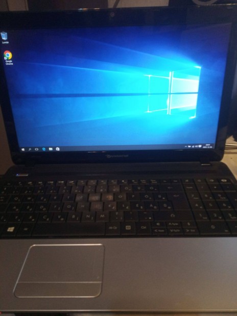 Packard Bell Easy Note F5211 15.6" laptop