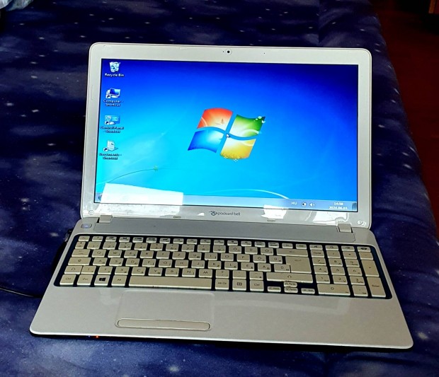 Packard Bell laptop Win 7 Pro programmal