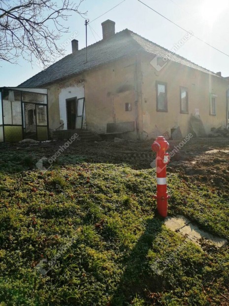 Pacsai elad� 165 nm-es h�z