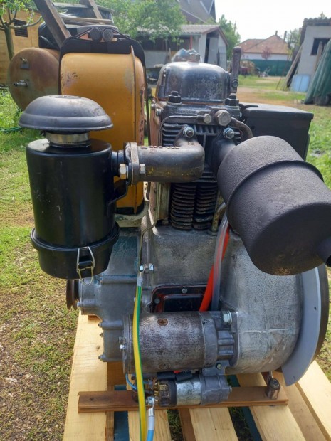 Padkahenger - Multicar motor