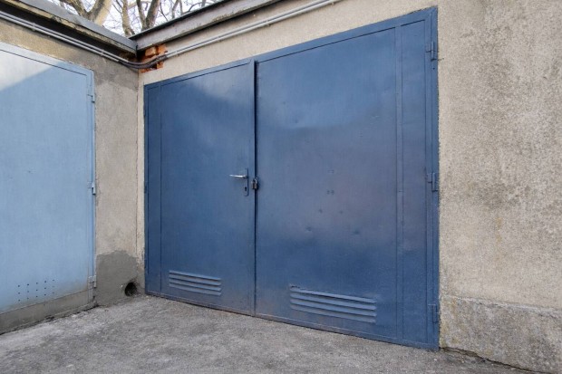 P�fr�ny utcai gar�zs