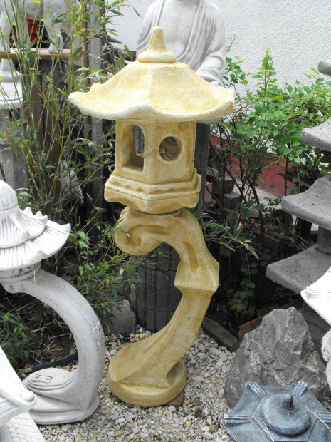Pagoda lmps Japn Kerti k lmpa 120cm Fagyll mk szobor