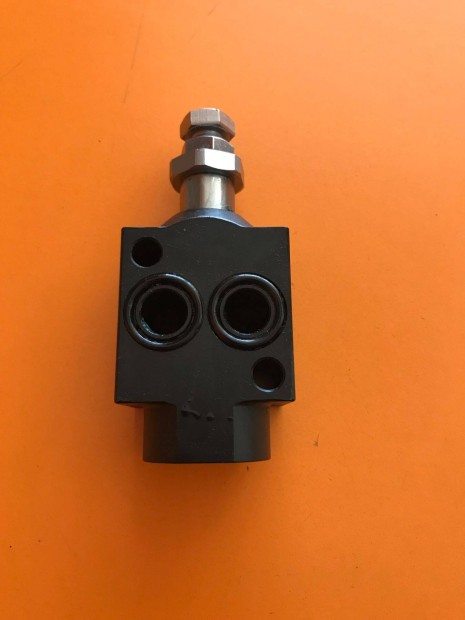 Palfinger sorolószelep UV223 utángyártott