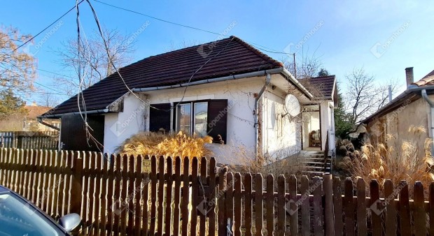 Pálházán 2 szobás 70 m2-es családi ház terasszal és garázzsal eladó