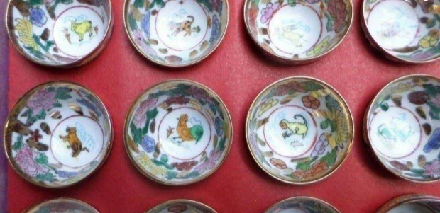 Pálinkás pohár porcelán 12 db horoszkóp minta Új