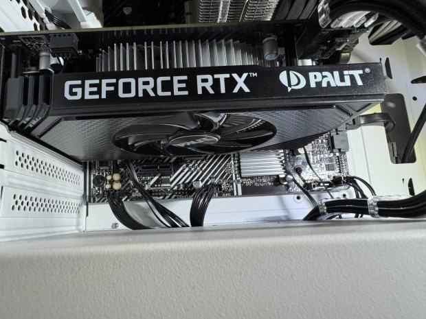 Palit Geforce Rtx 3050 Stormx OC 8G Gddr6