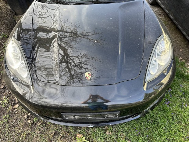 Panamera motorh�ztet�