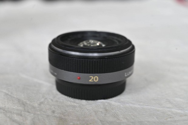 Panasonic 20mm 1.7 G