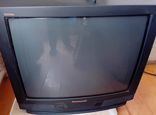 Panasonic 63 cm hagyomnyos tv