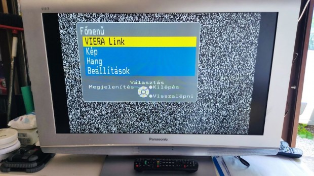 Panasonic 82 cm lcd televízió