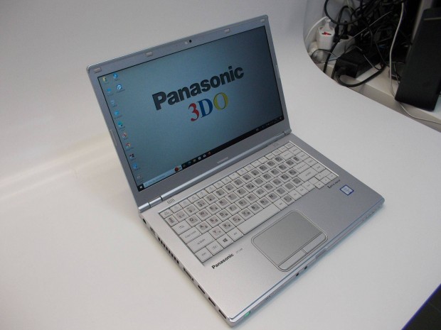 Panasonic Core i5 laptop / 7.-gen i5-7300U / 2-év garancia