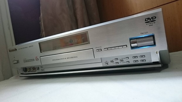 Panasonic DMR-E20 felskategris asztali DVD felvev, recorder, r