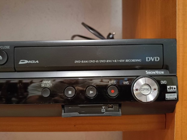 Panasonic DMR-Es35V - VHS-DvD, r, lejtsz, msol