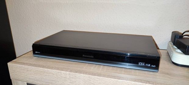 Panasonic DMR-XS4000 DVD/HDD felvev s lejtsz, mholdas csatlakozs