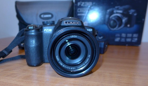 Panasonic FZ38