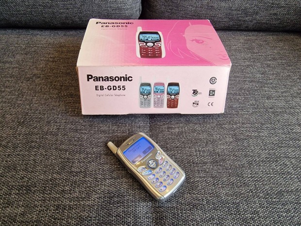 Panasonic GD55 fggetlen mini mobil, dobozval s tartozkaival