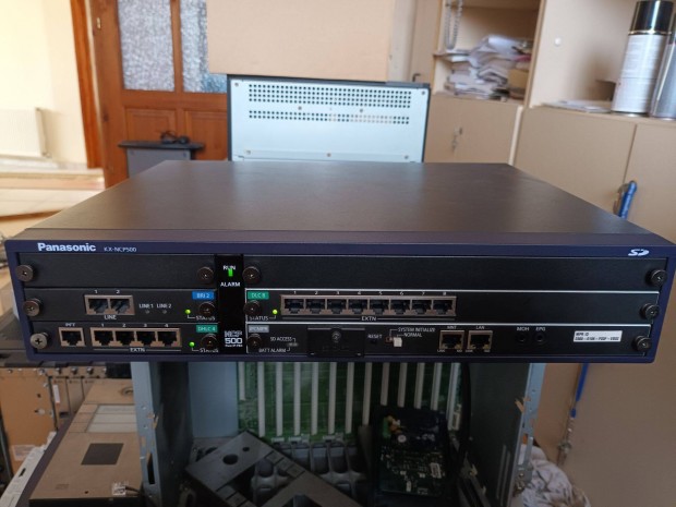 Panasonic Kx-NCP500 telefonközpont bővítőkártyákkal