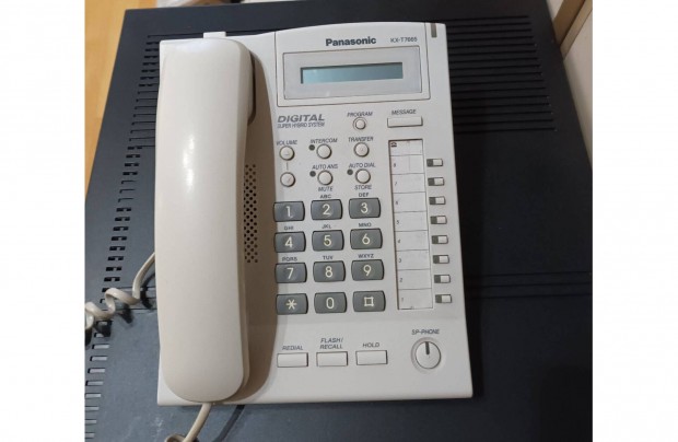 Panasonic Kx-T7665 digitlis rendszertelefon